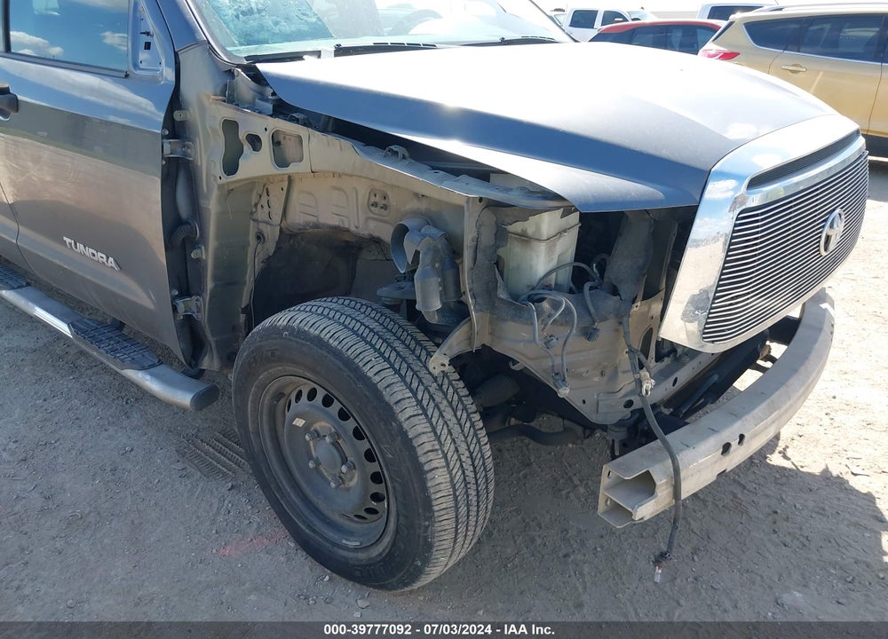 2013 TOYOTA TUNDRA GRADE 5.7L V8 VIN: 5TFDW5F15DX304712