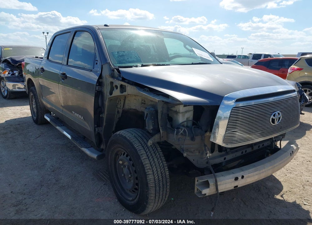 2013 TOYOTA TUNDRA GRADE 5.7L V8 VIN: 5TFDW5F15DX304712