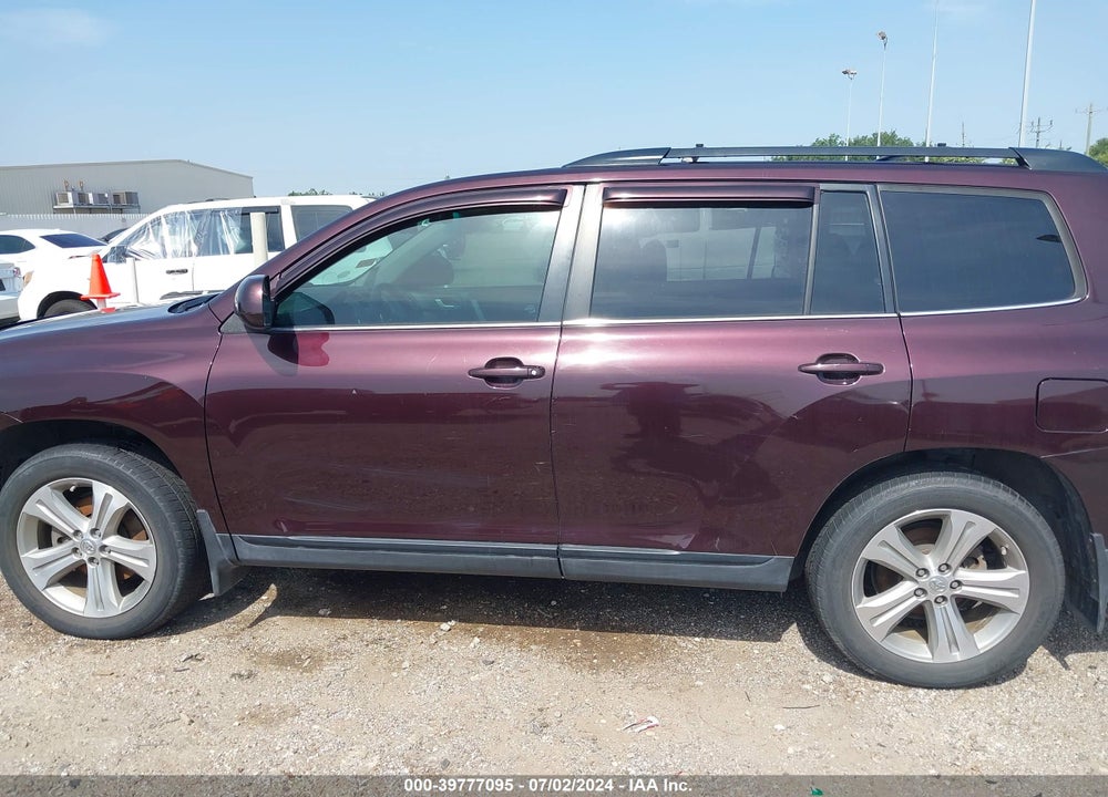 2013 TOYOTA HIGHLANDER SE V6 VIN: 5TDBK3EH1DS255486