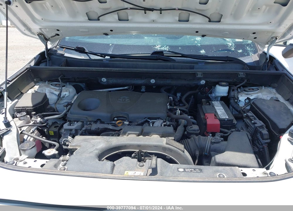 2019 TOYOTA RAV4 XLE VIN: 2T3P1RFV8KC008608