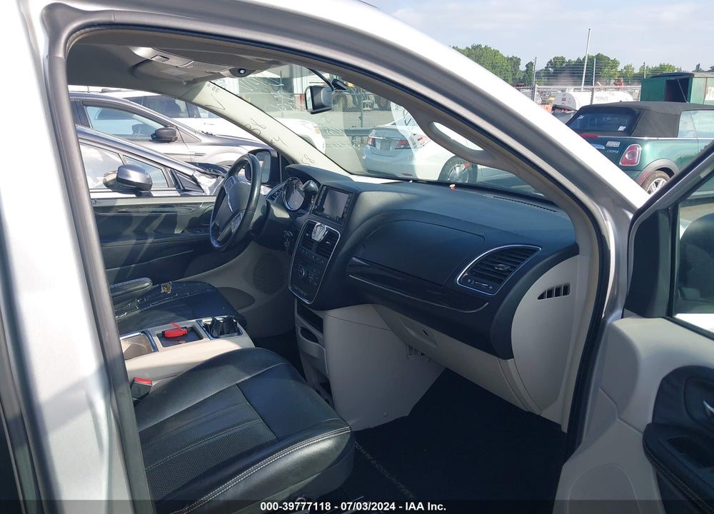 2012 CHRYSLER TOWN & COUNTRY TOURING VIN: 2C4RC1BGXCR386158