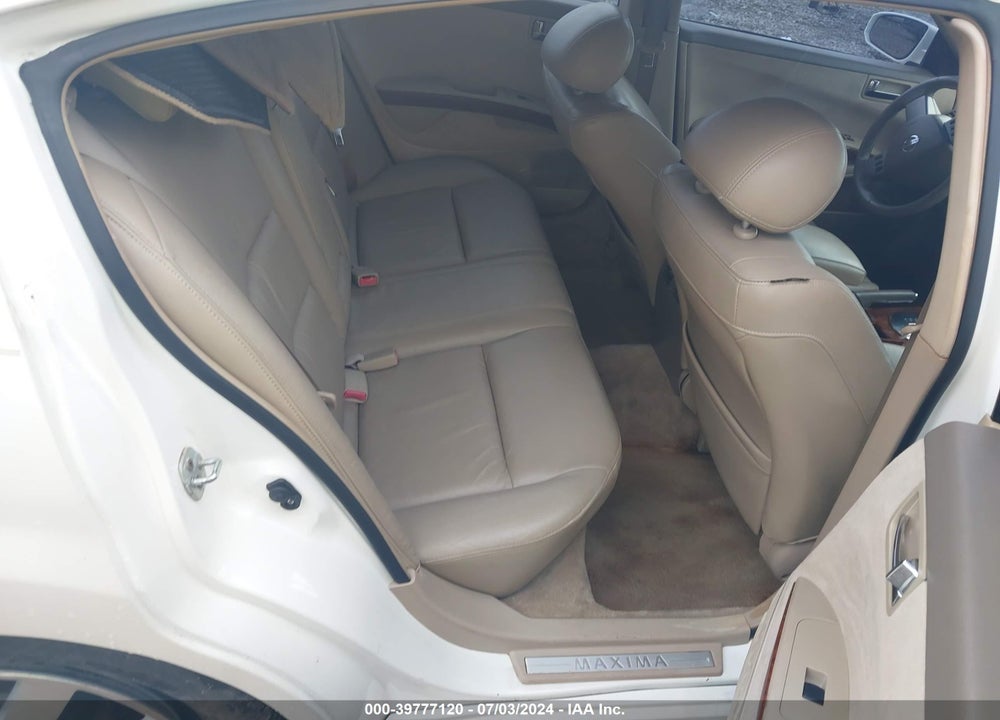 2005 NISSAN MAXIMA 3.5 SL VIN: 1N4BA41E25C869153