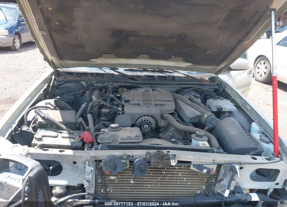 2005 MERCURY GRAND MARQUIS LS/LSE VIN: 2MHHM75W65X612890