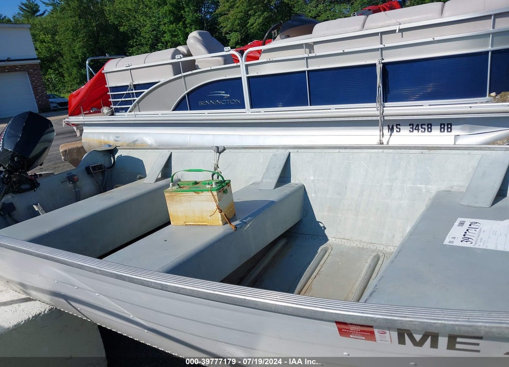 1995 GRUMMAN BOAT VIN: OMCS9232C595