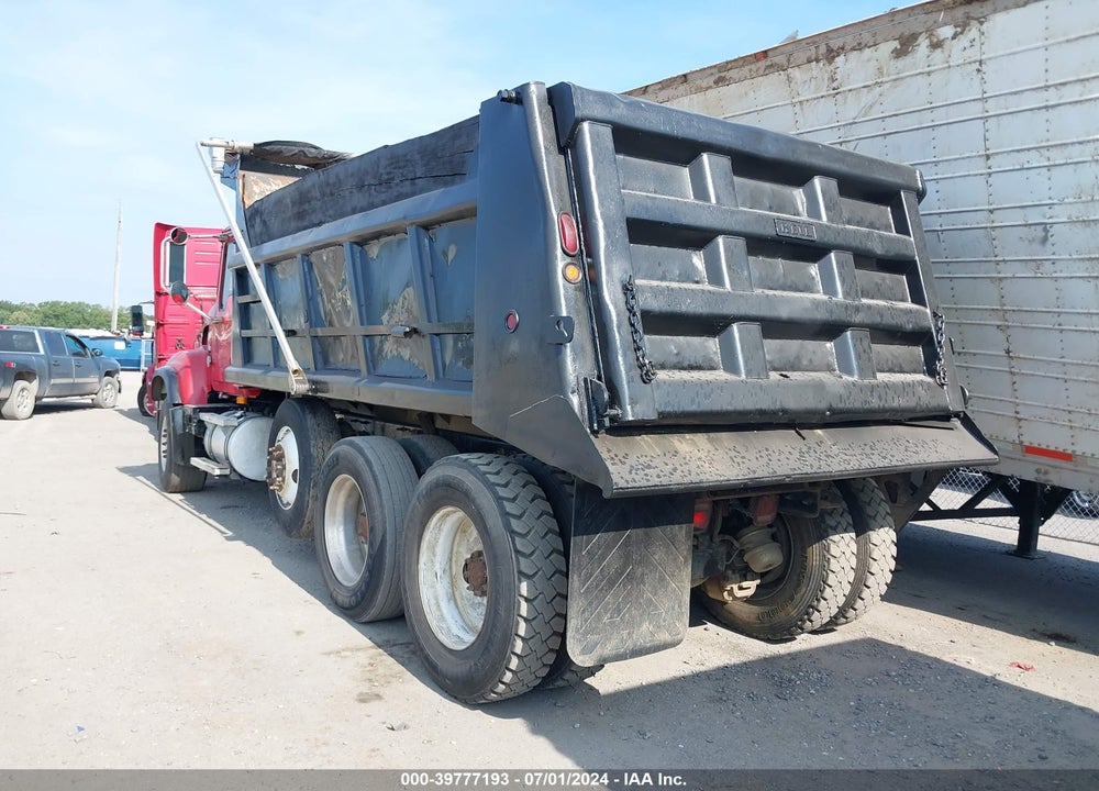 2007 MACK 700 CV700 VIN: 1M2AG11C57M055735