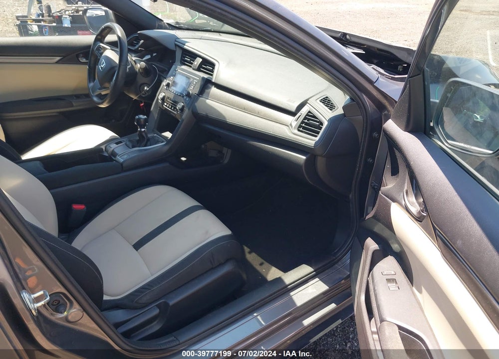 2018 HONDA CIVIC SPORT VIN: SHHFK7G40JU217782
