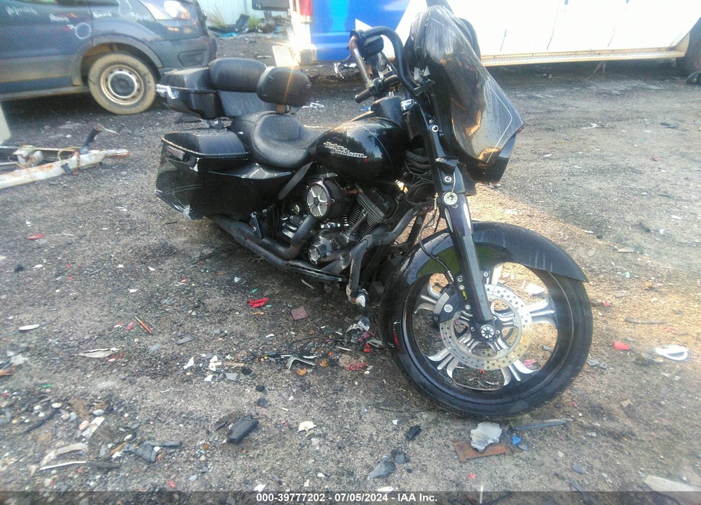 2014 HARLEY-DAVIDSON FLHXS STREET GLIDE SPECIAL VIN: 1HD1KRM12EB626066