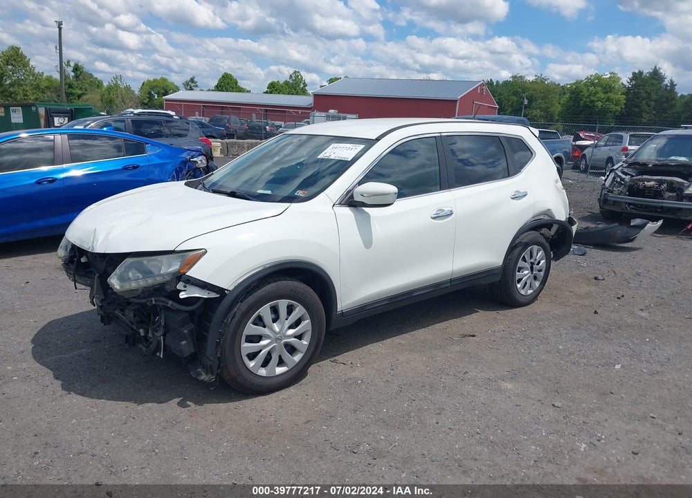 2015 NISSAN ROGUE S VIN: 5N1AT2MV0FC837105