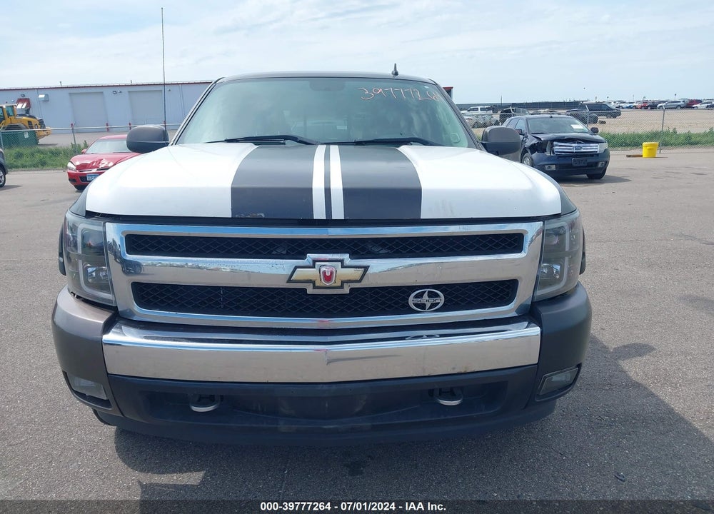 2008 CHEVROLET SILVERADO 1500 LTZ VIN: 1GCEK19098Z128575