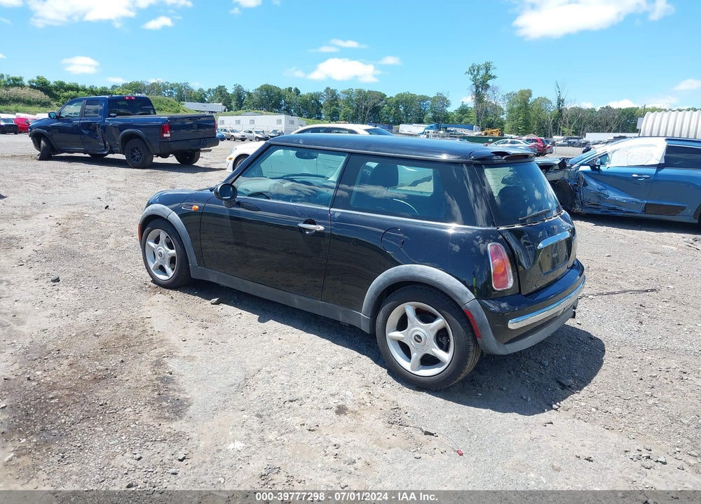2002 MINI COOPER VIN: WMWRC33472TC36659