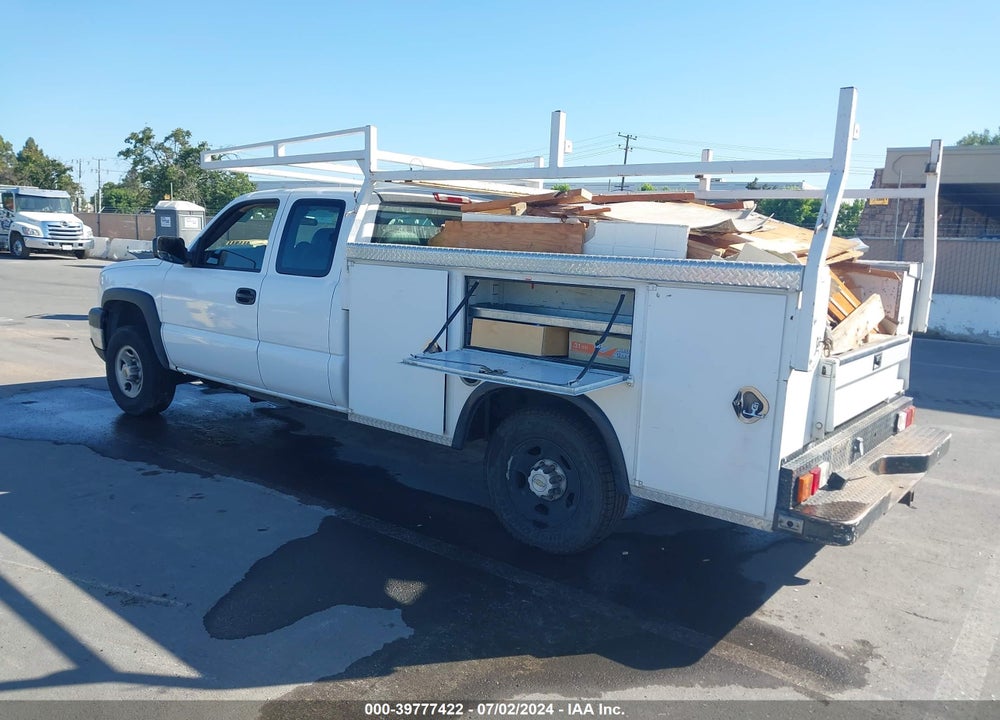 2004 CHEVROLET SILVERADO 2500HD WORK TRUCK VIN: 1GBHC29U74E178268