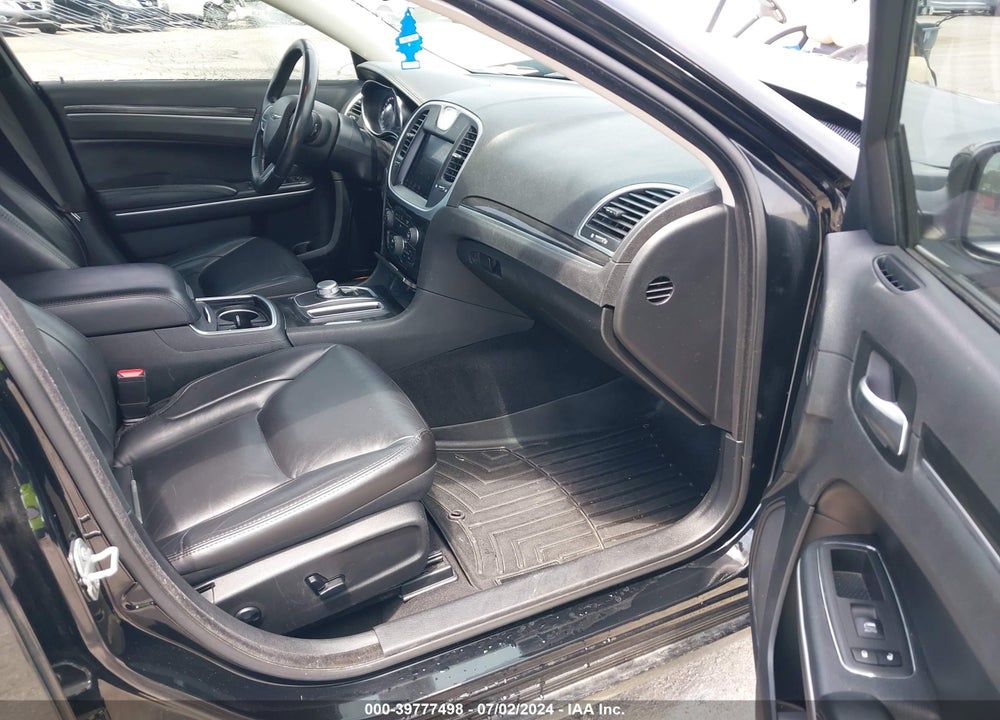 2019 CHRYSLER 300 TOURING VIN: 2C3CCAAG6KH760846