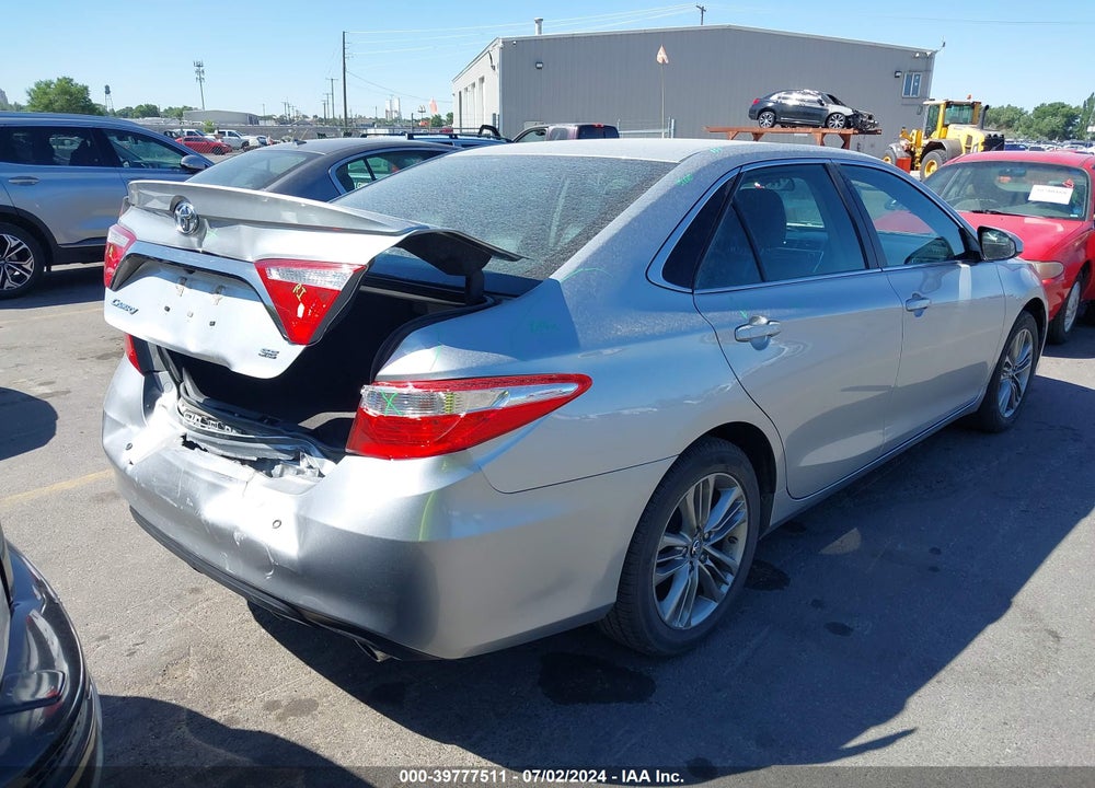 2016 TOYOTA CAMRY SE VIN: 4T1BF1FK7GU582005