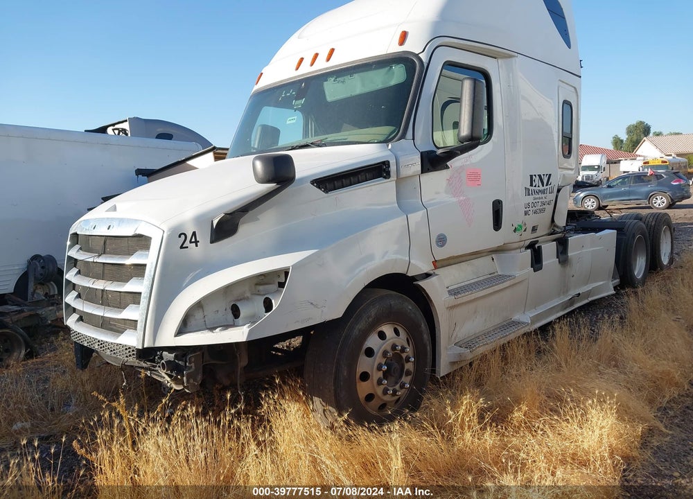 2018 FREIGHTLINER NEW CASCADIA 126 VIN: 3AKJHHDR1JSJR2949