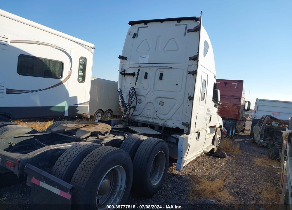 2018 FREIGHTLINER NEW CASCADIA 126 VIN: 3AKJHHDR1JSJR2949