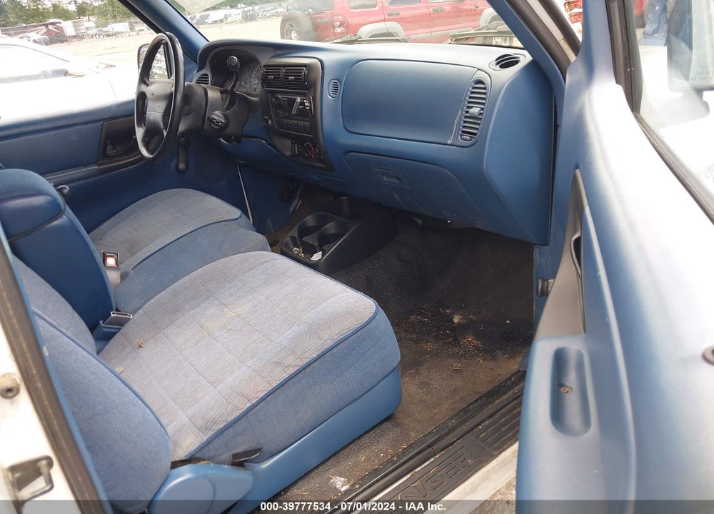 1995 FORD RANGER SUPER CAB VIN: 1FTCR14U9SPA52324