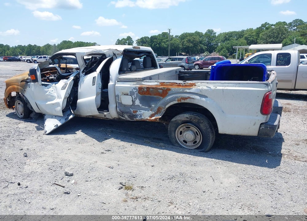 2011 FORD F-250 XL VIN: 1FT7W2A66BEB33055