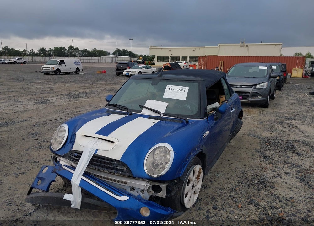 2005 MINI COOPER S VIN: WMWRH33415TK55193