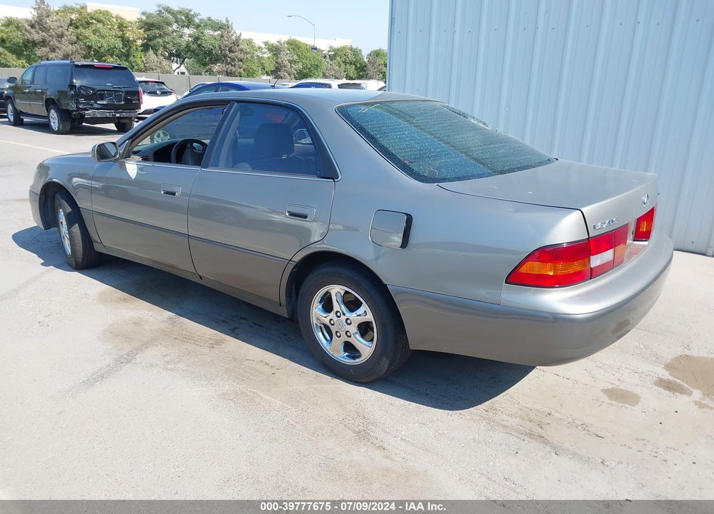 1999 LEXUS ES 300 VIN: JT8BF28G2X0190011