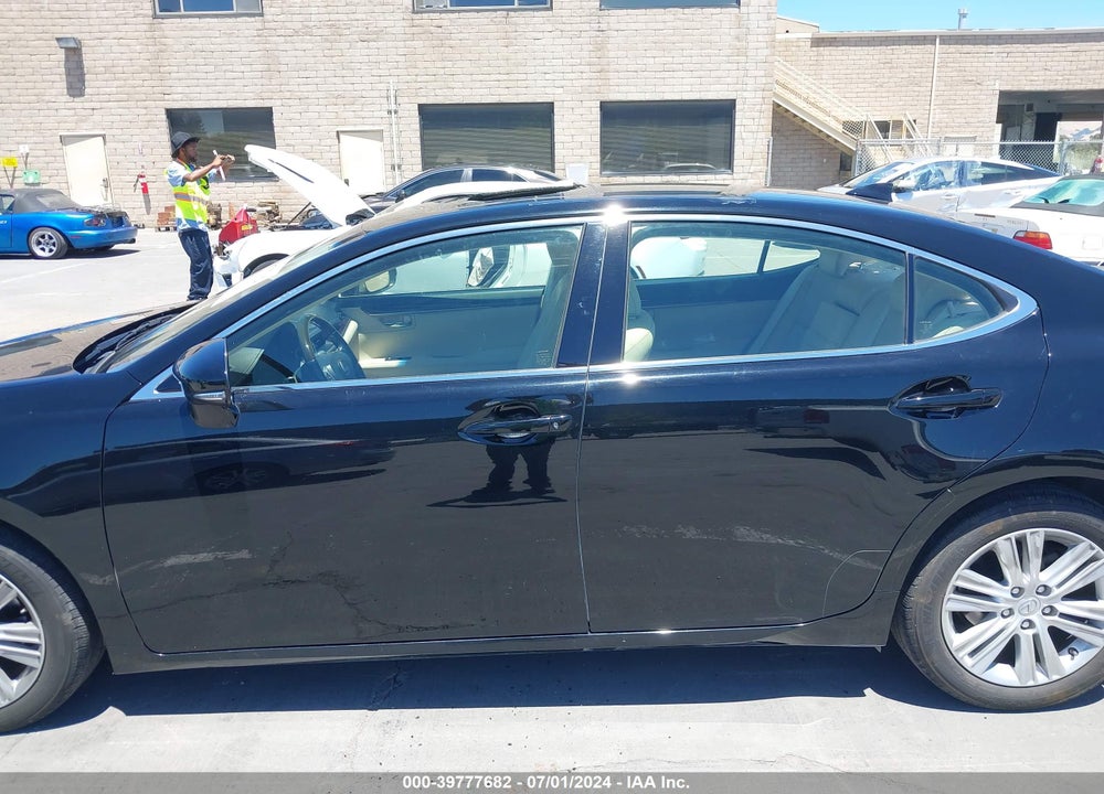 2015 LEXUS ES 350 VIN: JTHBK1GG6F2208987