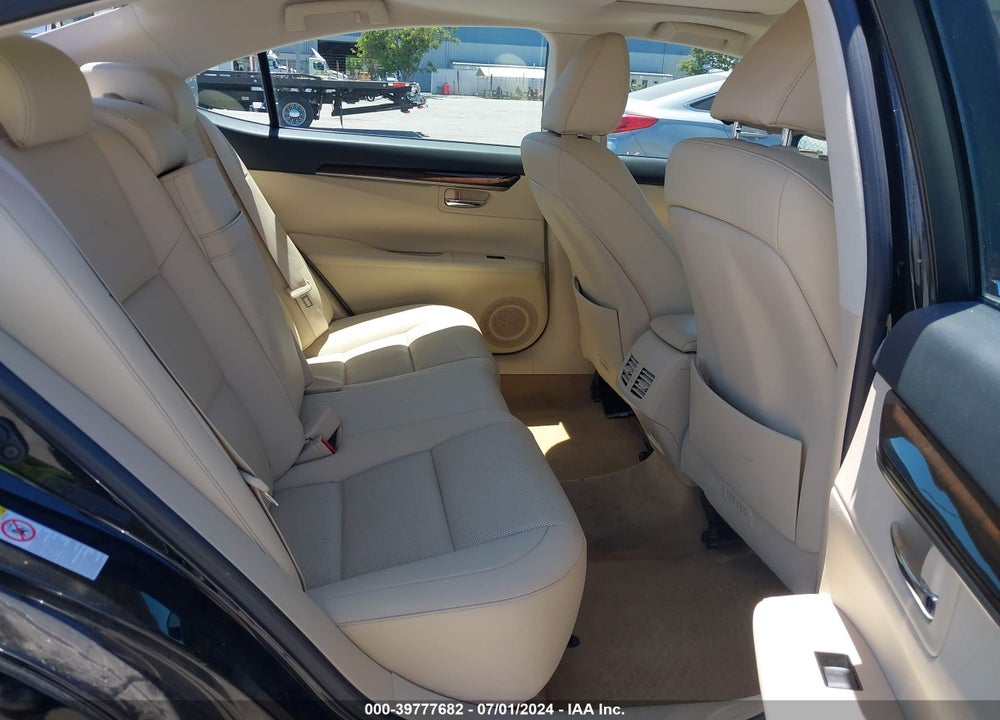 2015 LEXUS ES 350 VIN: JTHBK1GG6F2208987