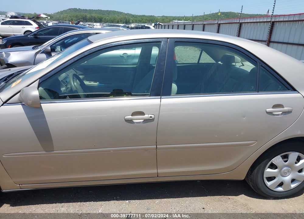 2003 TOYOTA CAMRY LE VIN: 4T1BE32K33U725613