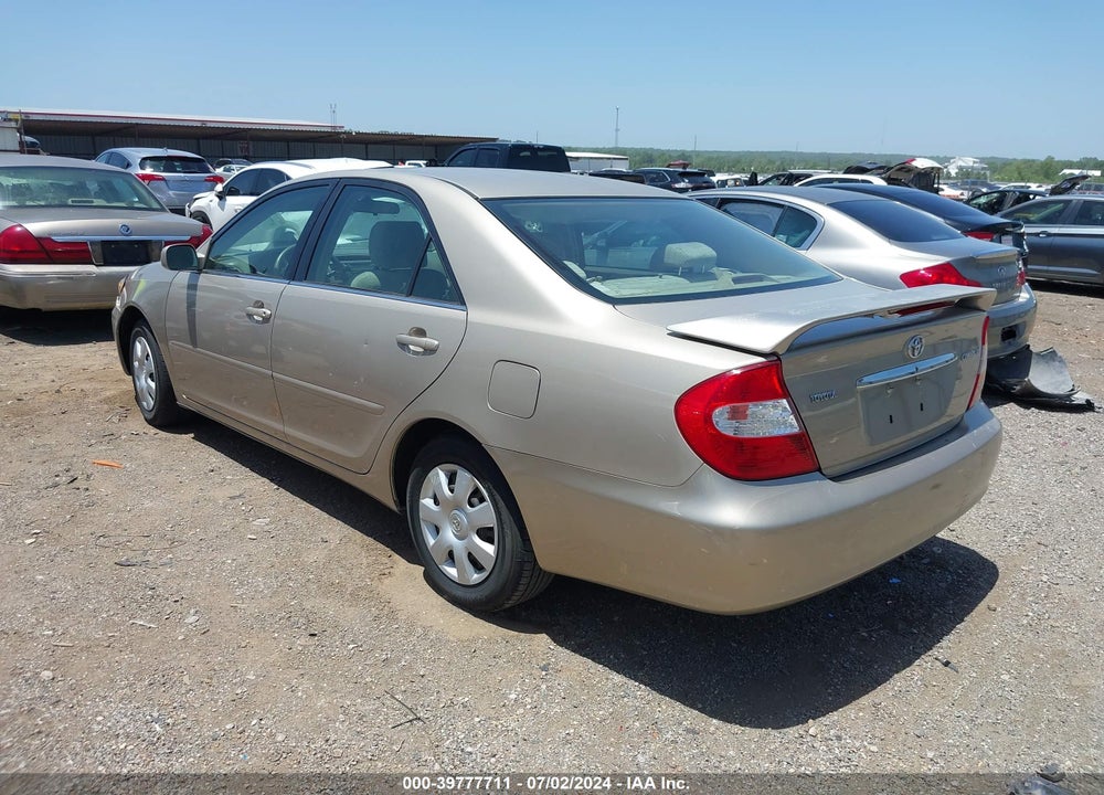 2003 TOYOTA CAMRY LE VIN: 4T1BE32K33U725613