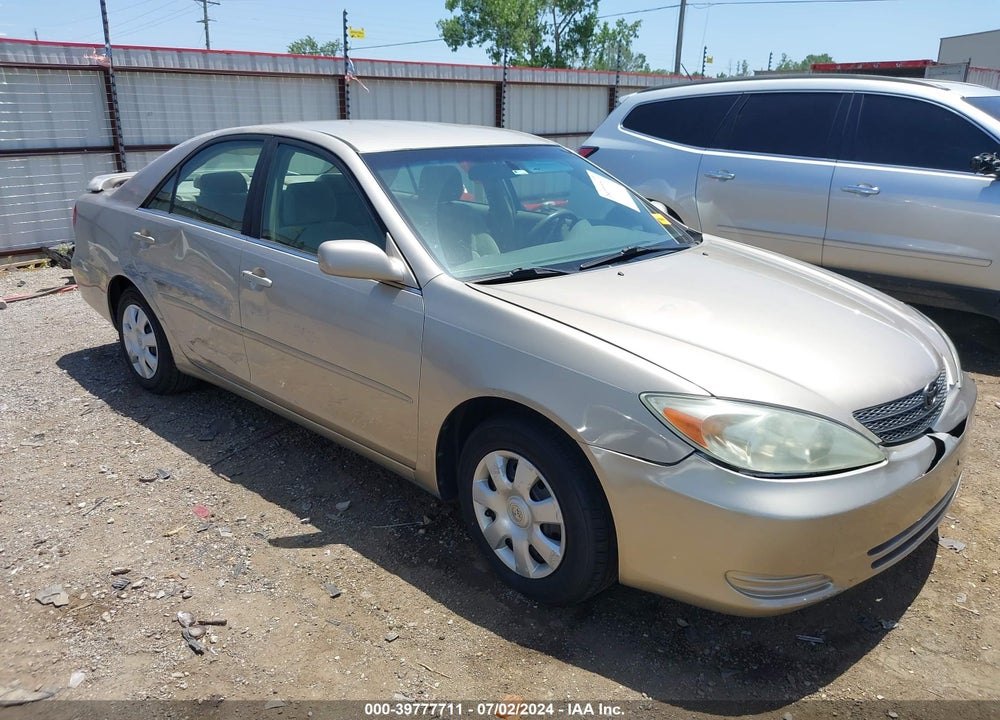 2003 TOYOTA CAMRY LE VIN: 4T1BE32K33U725613