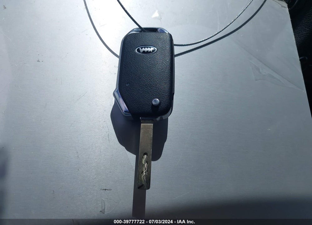 2021 KIA SOUL !/+/S VIN: KNDJ23AU9M7140126