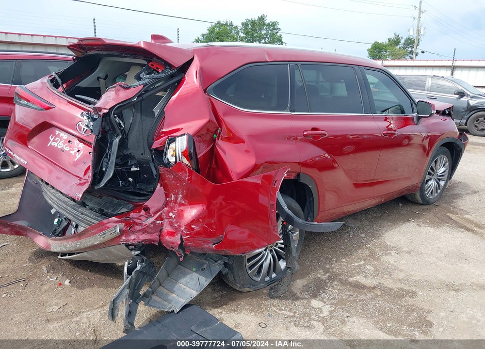 2021 TOYOTA HIGHLANDER PLATINUM VIN: 5TDFZRAH1MS071137