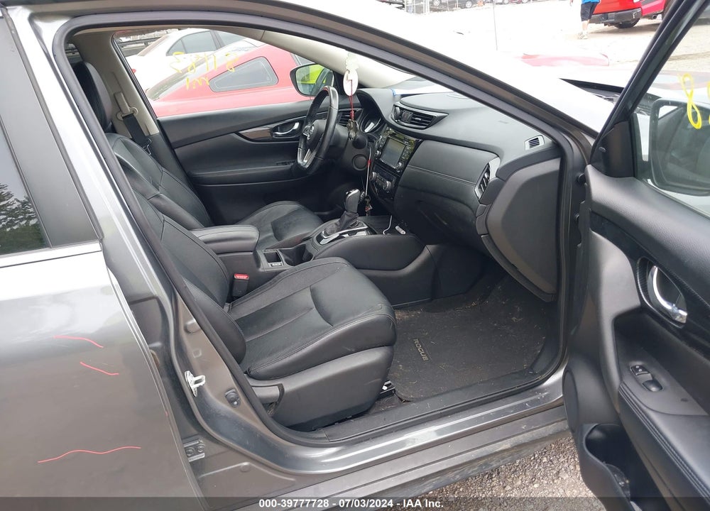 2017 NISSAN ROGUE SL VIN: JN8AT2MV8HW285184