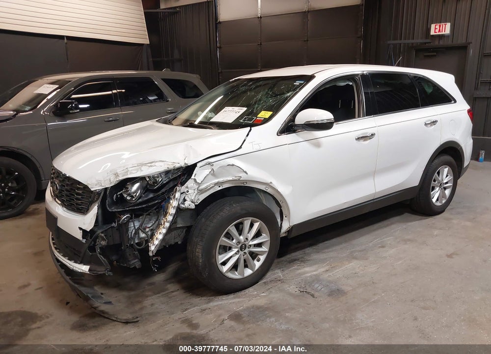 2019 KIA SORENTO 2.4L LX VIN: 5XYPG4A32KG568581