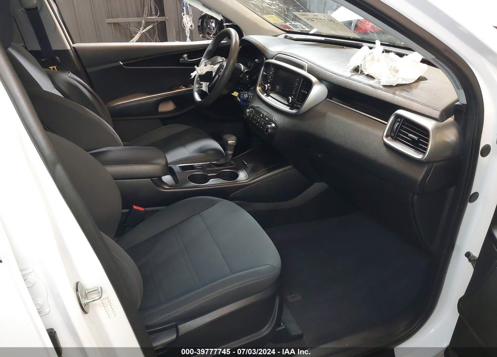 2019 KIA SORENTO 2.4L LX VIN: 5XYPG4A32KG568581