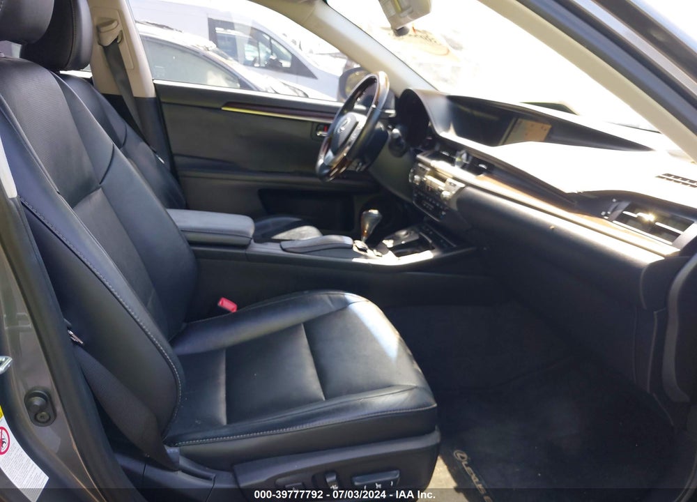 2014 LEXUS ES 350 VIN: JTHBK1GG4E2114685