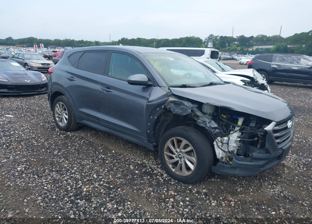 2018 HYUNDAI TUCSON SE VIN: KM8J2CA48JU629254