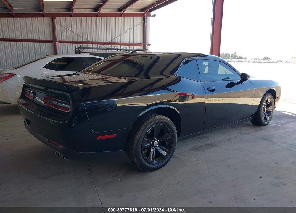 2018 DODGE CHALLENGER SXT VIN: 2C3CDZAG7JH302789