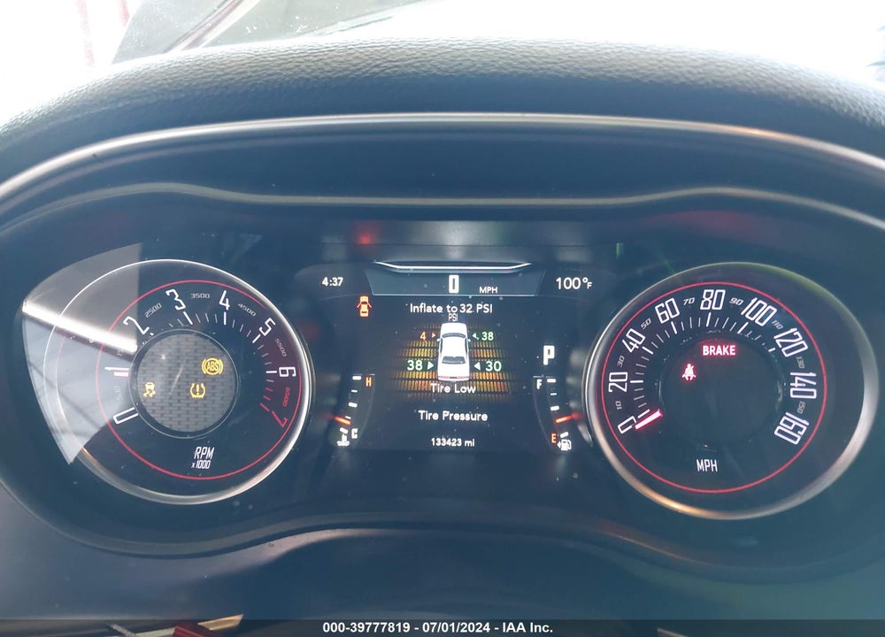 2018 DODGE CHALLENGER SXT VIN: 2C3CDZAG7JH302789