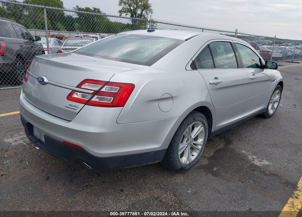 2018 FORD TAURUS SEL VIN: 1FAHP2E81JG107226