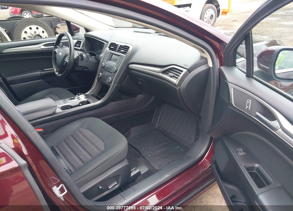 2018 FORD FUSION SE VIN: 3FA6P0HD8JR217834