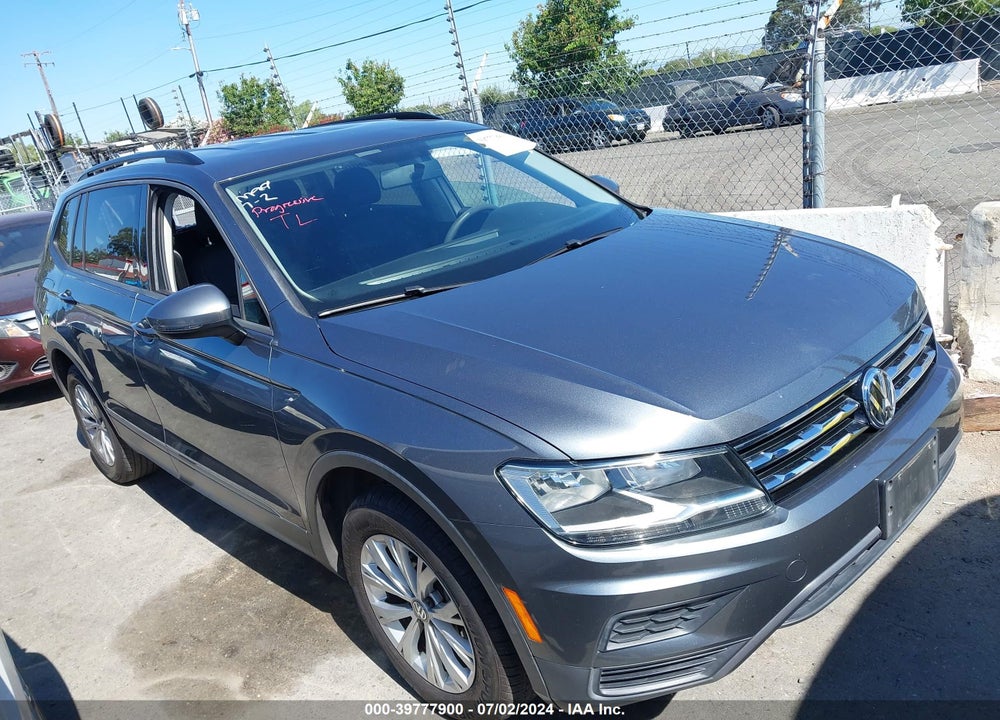 2018 VOLKSWAGEN TIGUAN 2.0T S VIN: 3VV1B7AX0JM103518
