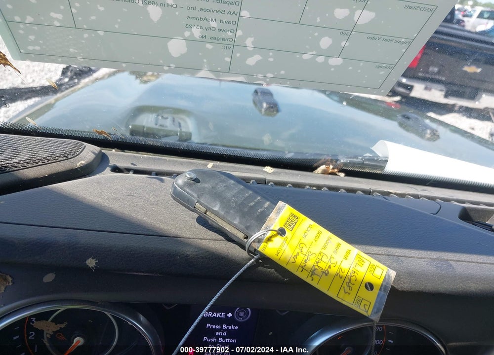 2022 JEEP GLADIATOR VIN: 1C6HJTAG2NL165283