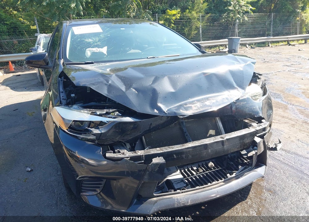 2016 TOYOTA COROLLA LE VIN: 2T1BURHE2GC703276