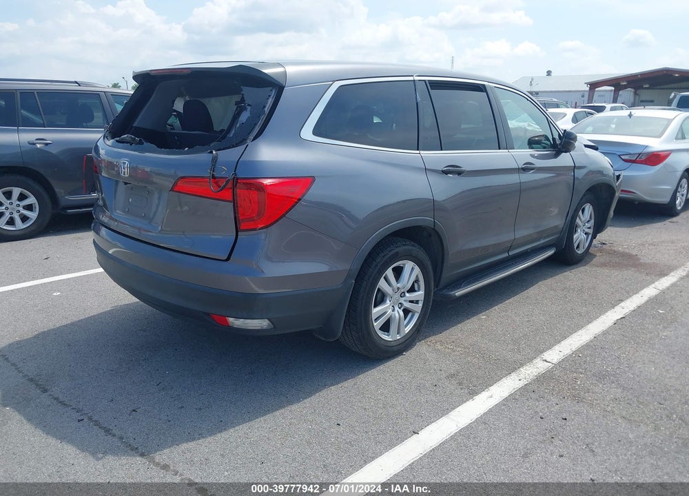 2016 HONDA PILOT LX VIN: 5FNYF5H19GB050421