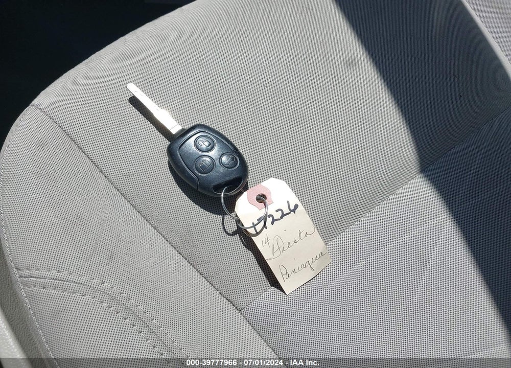 2014 FORD FIESTA SE VIN: 3FADP4BJ9EM162925