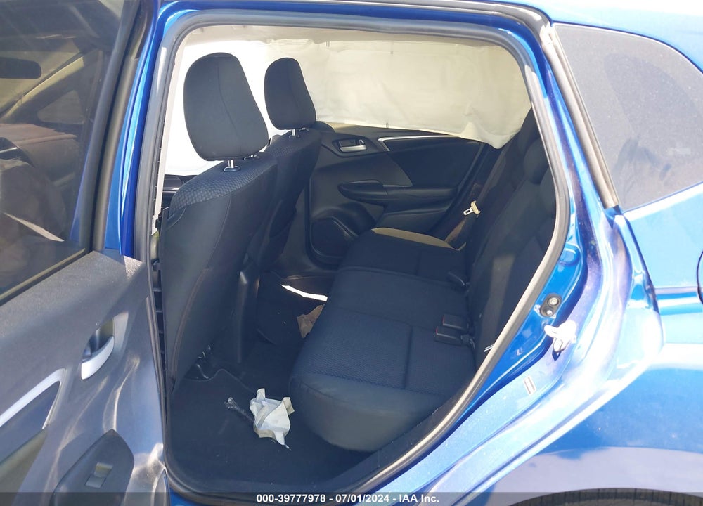 2019 HONDA FIT LX VIN: 3HGGK5H43KM738860