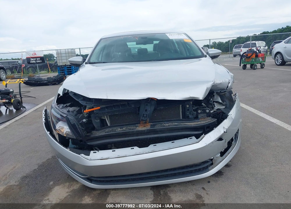 2012 VOLKSWAGEN PASSAT 2.5L SE VIN: 1VWBH7A30CC062355