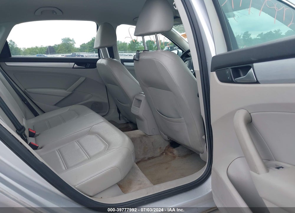 2012 VOLKSWAGEN PASSAT 2.5L SE VIN: 1VWBH7A30CC062355