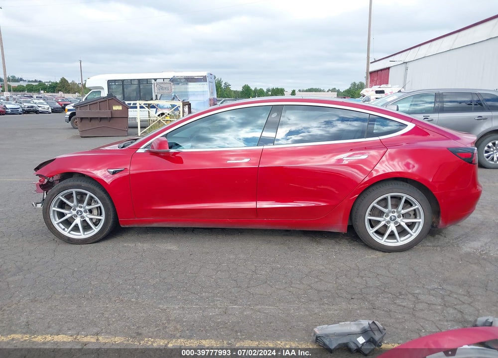 2018 TESLA MODEL 3 LONG RANGE/PERFORMANCE VIN: 5YJ3E1EB4JF085863