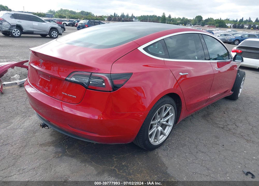2018 TESLA MODEL 3 LONG RANGE/PERFORMANCE VIN: 5YJ3E1EB4JF085863