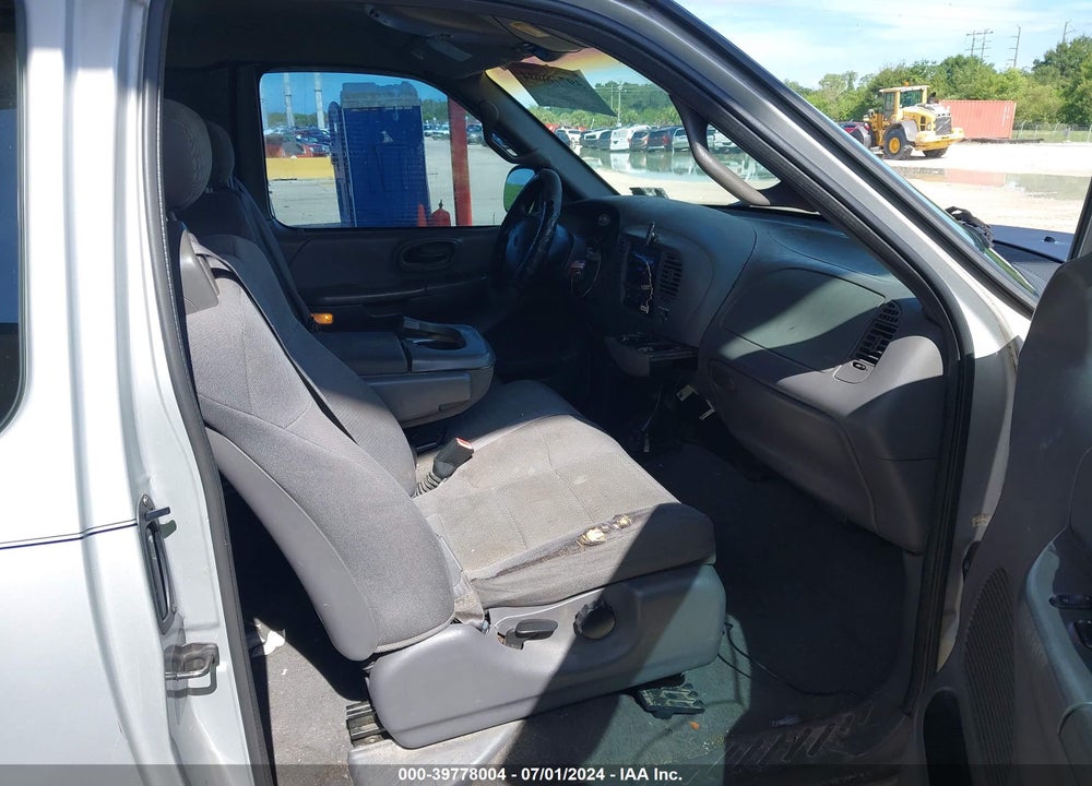 2001 FORD F-150 LARIAT/XL/XLT VIN: 1FTRX18L81NA43061